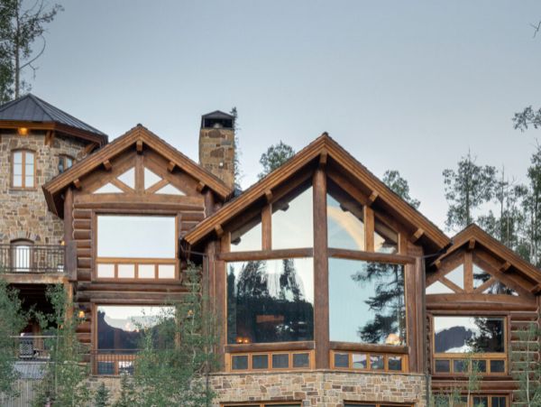 Mountain Village Luxury Vacation Home Ski In/Out 16 Guests
