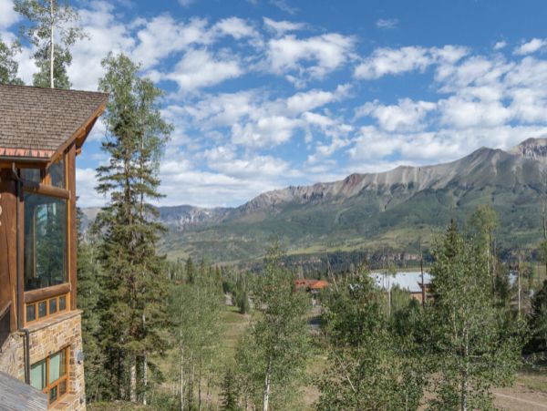 Mountain Village Luxury Vacation Home Ski In/Out 16 Guests