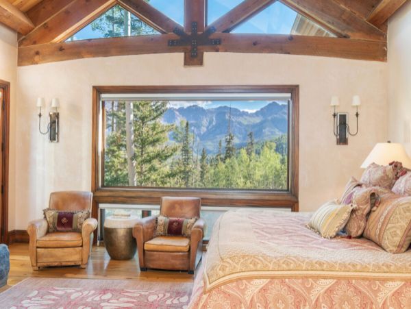Mountain Village Luxury Vacation Home Ski In/Out 16 Guests