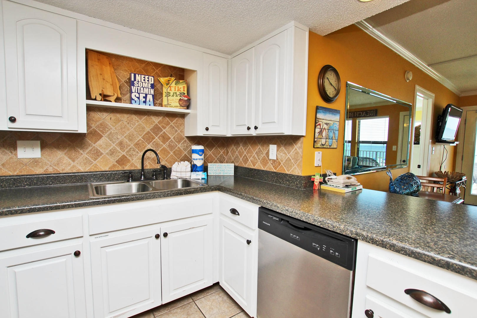 Alabama Beach Areas Condo 992651