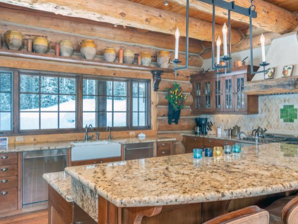 Ski-out/Walk-in 7 Bedrooms Rental Home in Mountain Village
