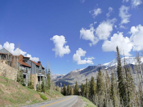 Mountain Village Luxury Vacation Condo Ski In/Out 10 Guests
