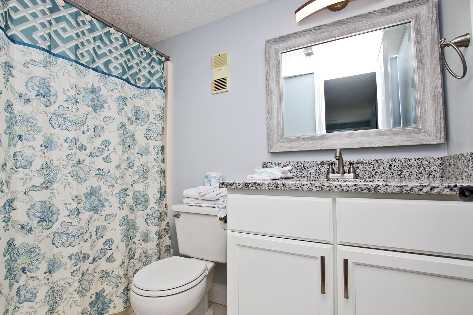 Alabama Beach Areas Condo 992666