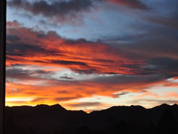 Telluride Charming Vacation Condo Mountain Views 10 Guests