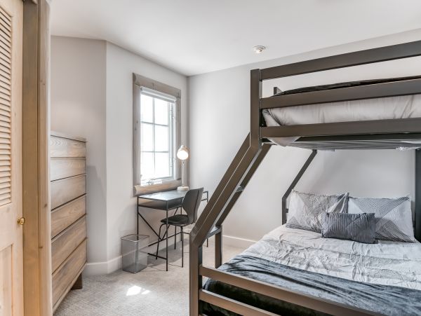 Walk to Lift Four Bedroom Rental Home in Telluride