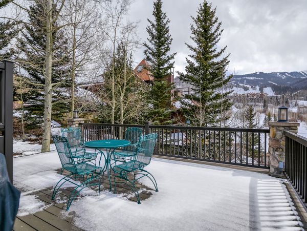 Walk to Lift Four Bedroom Rental Home in Telluride