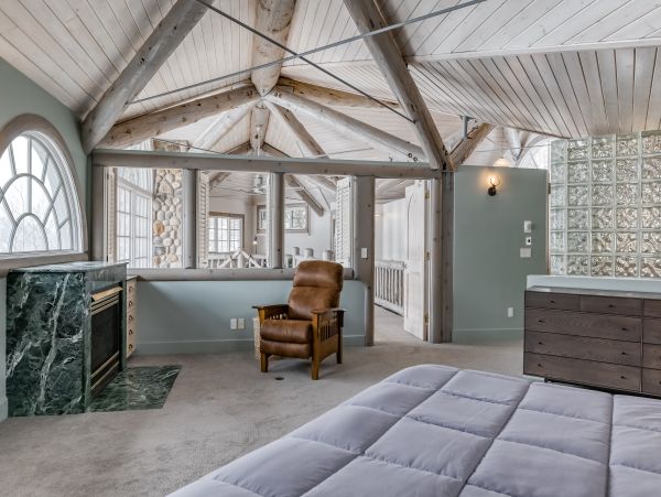Walk to Lift Four Bedroom Rental Home in Telluride