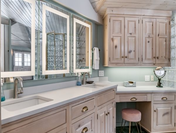 Walk to Lift Four Bedroom Rental Home in Telluride