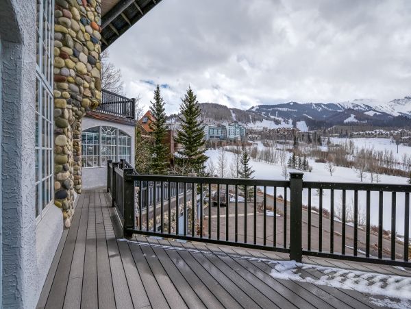 Walk to Lift Four Bedroom Rental Home in Telluride