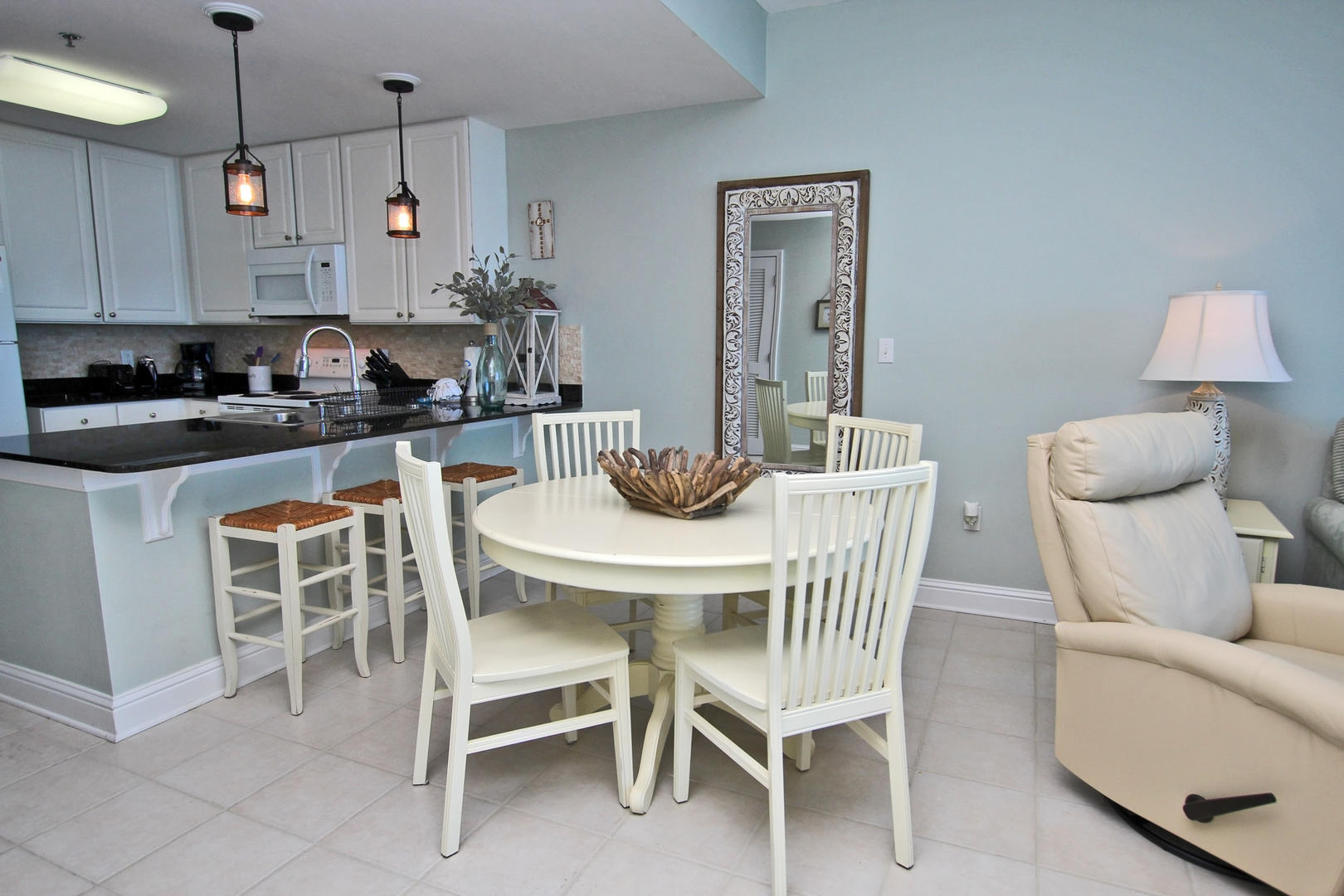 Alabama Beach Areas Condo 992678