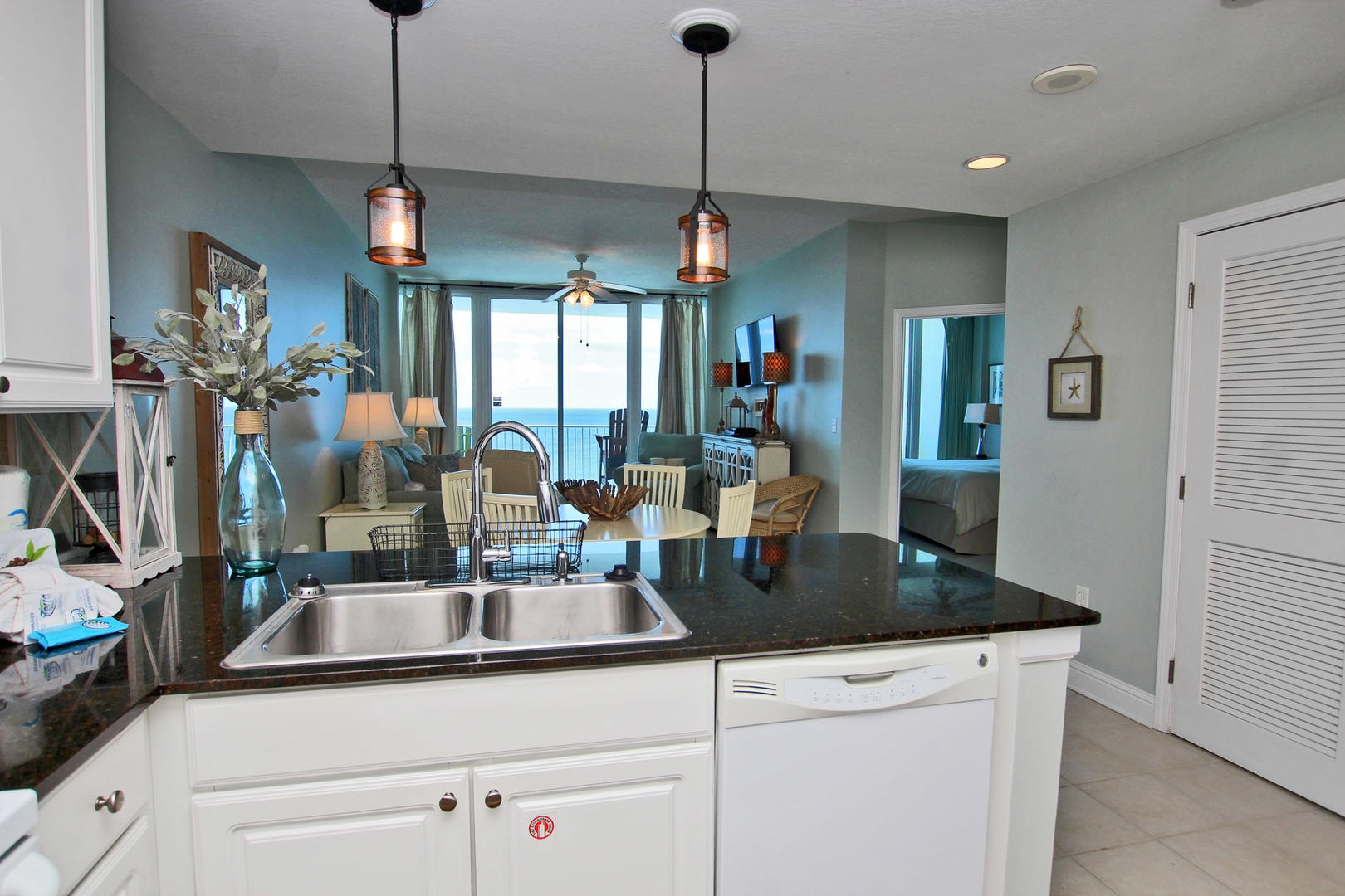 Alabama Beach Areas Condo 992678