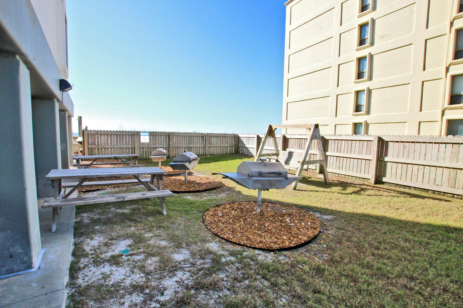 Alabama Beach Areas Condo 992681