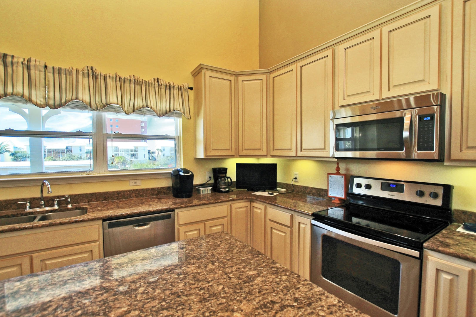 Alabama Beach Areas Condo 992691