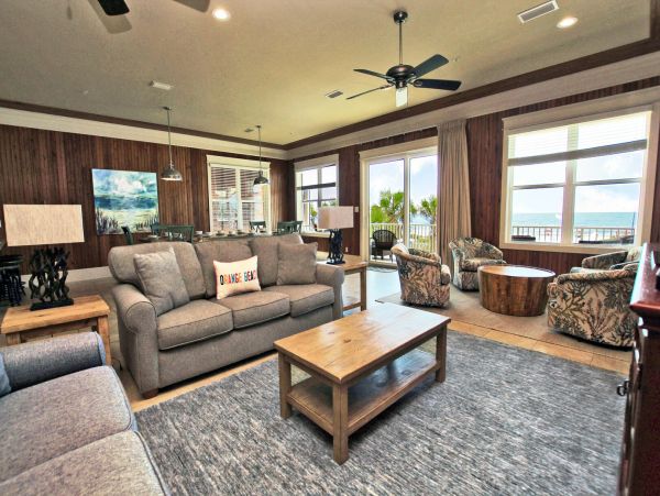7 Bedroom Retreat Home at Orange Beach