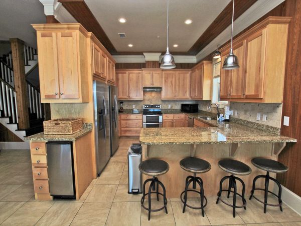 7 Bedroom Retreat Home at Orange Beach