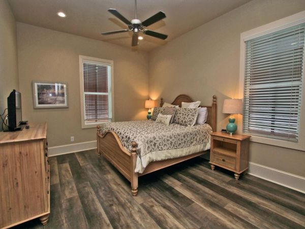 7 Bedroom Retreat Home at Orange Beach