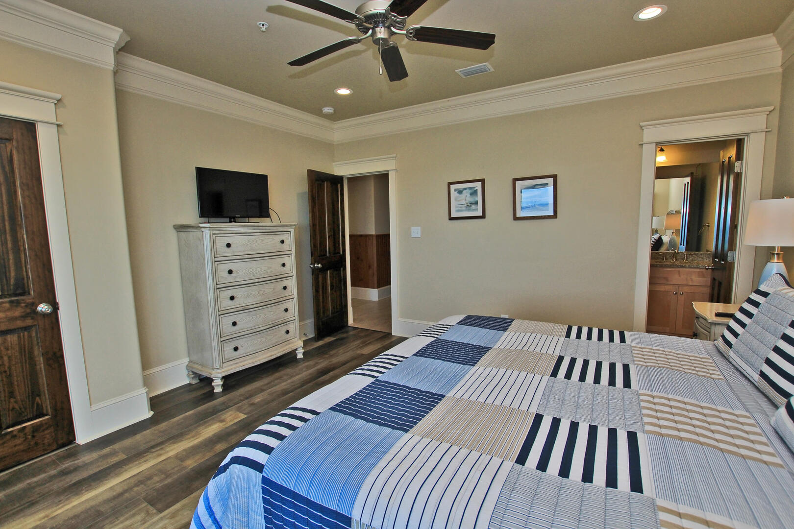 7 Bedroom Retreat Home at Orange Beach