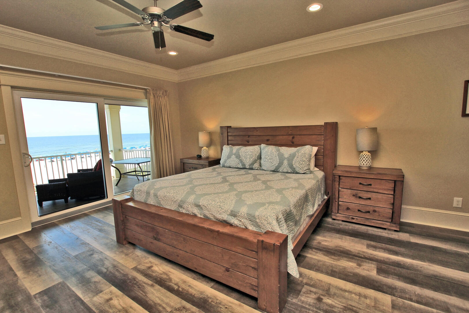 7 Bedroom Retreat Home at Orange Beach