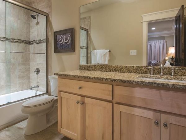 7 Bedroom Retreat Home at Orange Beach