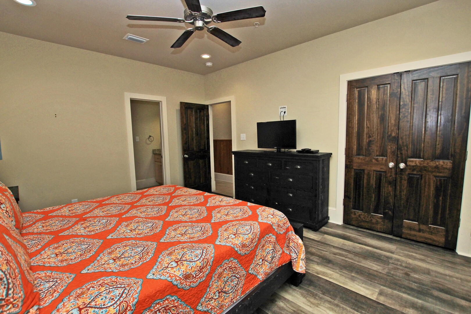 7 Bedroom Retreat Home at Orange Beach