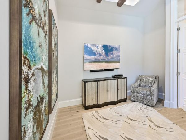 Naples Luxury Vacation Rental | Pelican Bay Vacation Home with Pool & Resort Amenities