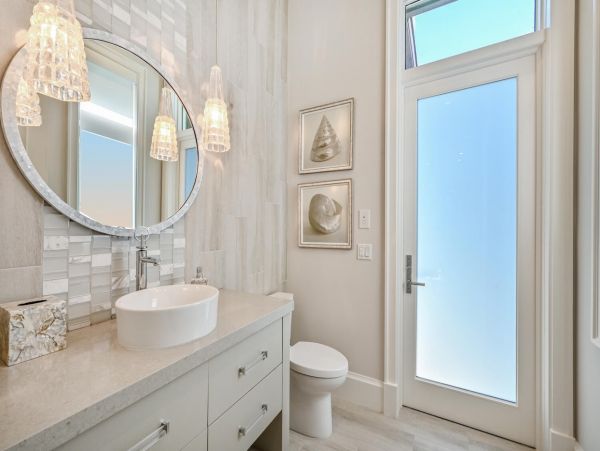 Naples Luxury Vacation Rental | Pelican Bay Vacation Home with Pool & Resort Amenities