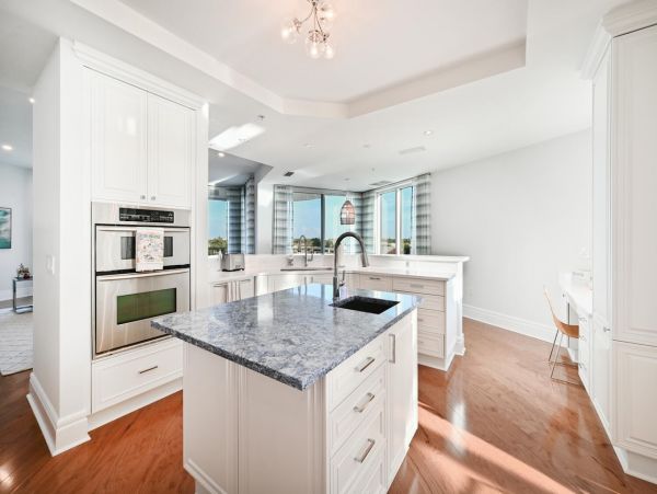 Naples Condo 992890