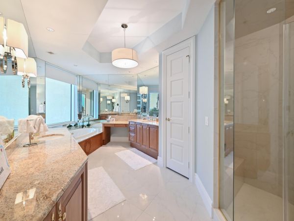 Naples Condo 992890