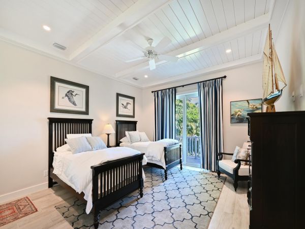 Naples Home 992891