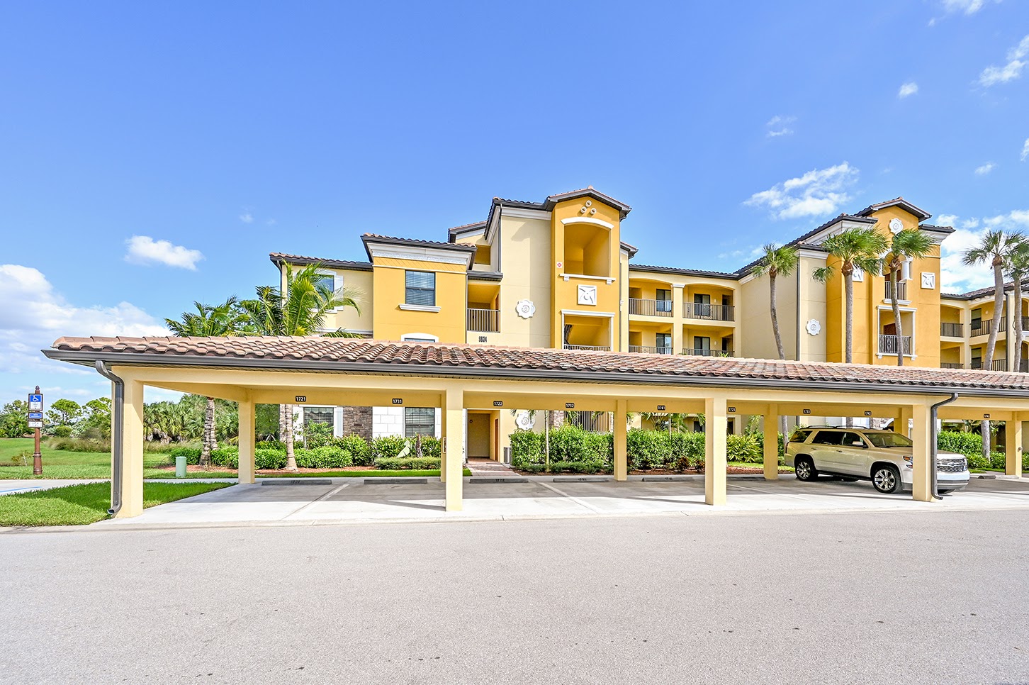 Naples Condo 992892