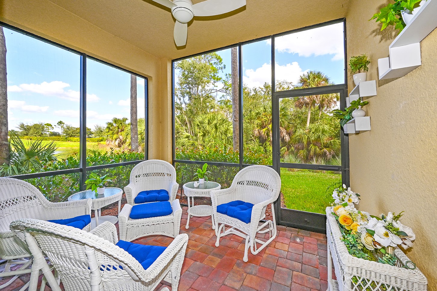 Naples Condo 992892