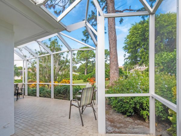 Naples Home 992893