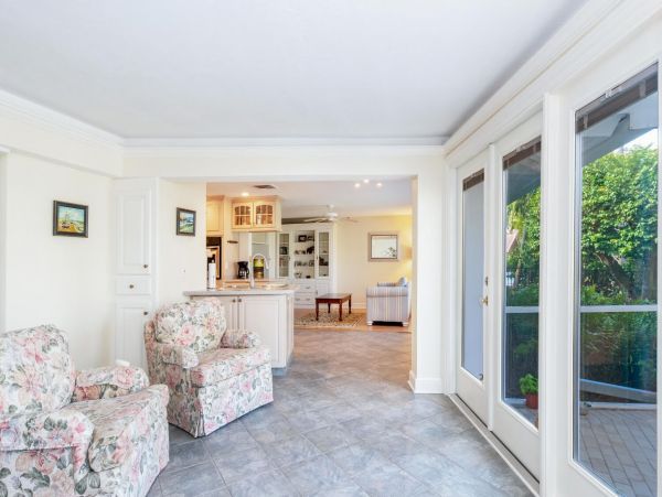 Naples Home 992893