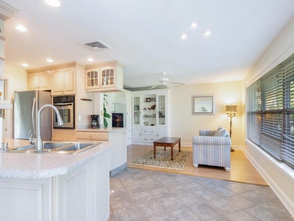 Naples Home 992893