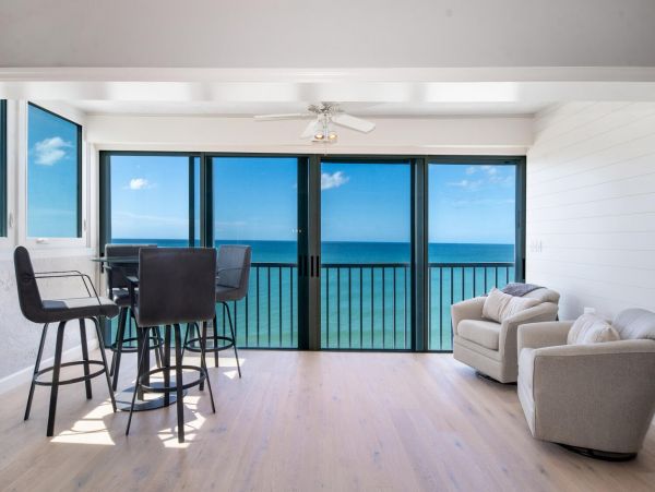 Naples Home 992894