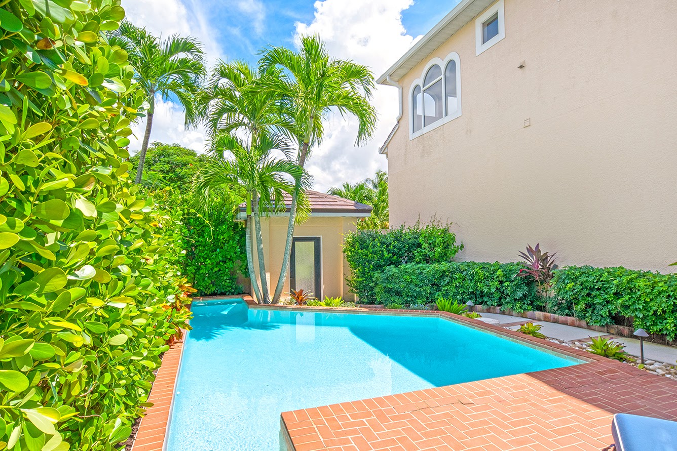 Naples Home 992895