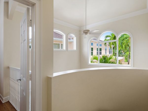 Naples Home 992895