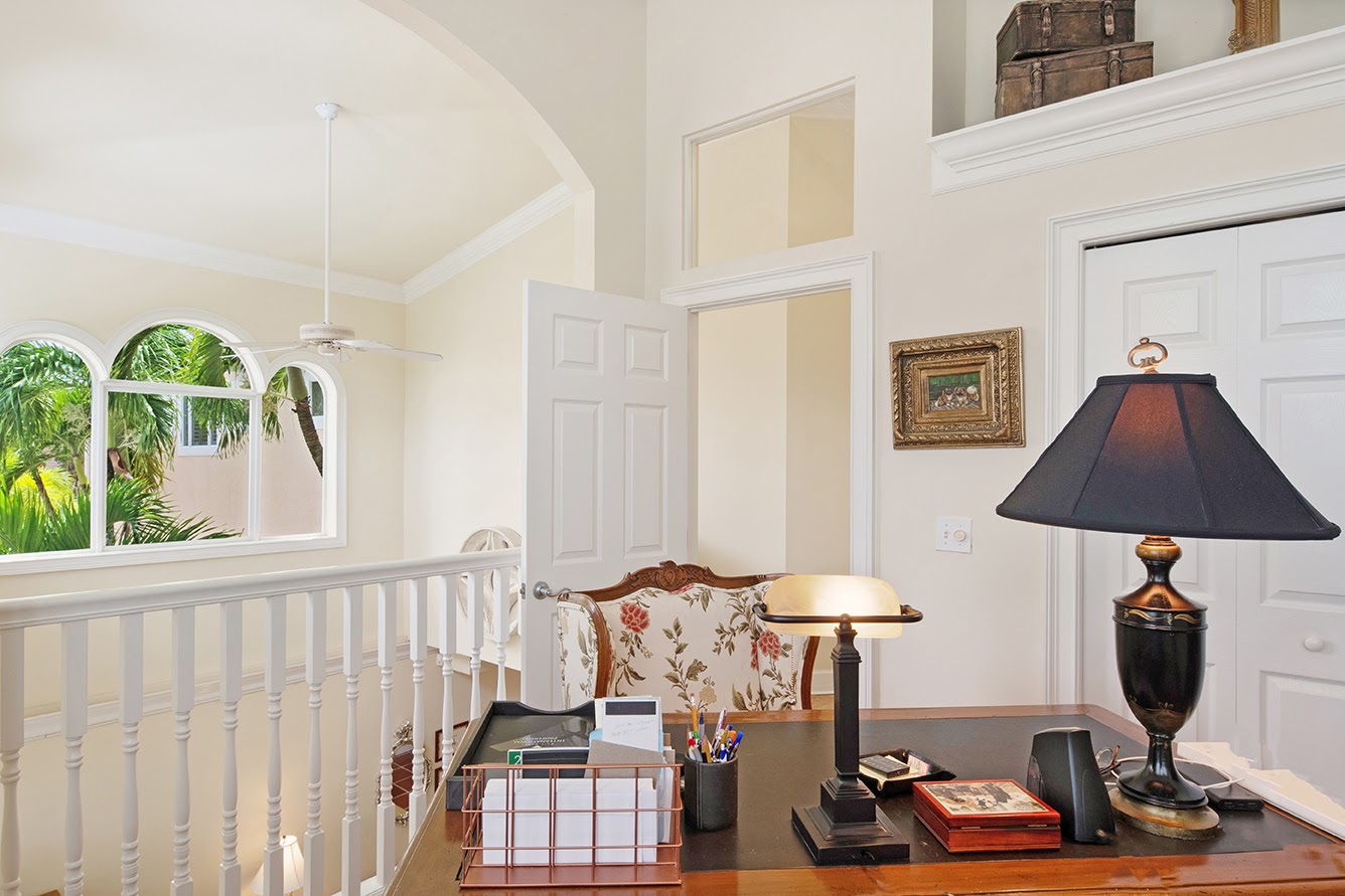 Naples Home 992895