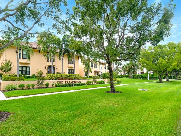 Naples Home 992896