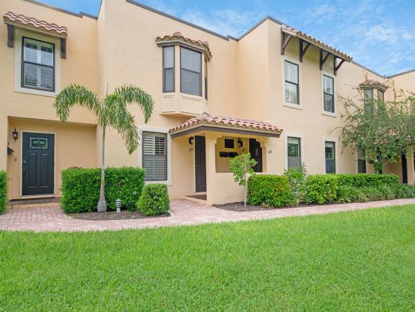 Naples Home 992896