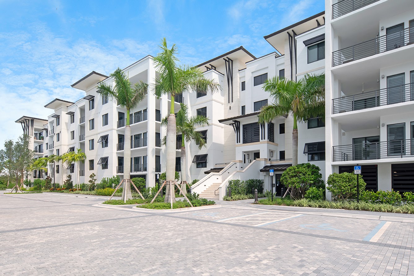 Naples Condo 992897
