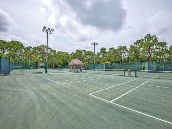Naples Vacation Rentals NEW ARRIVAL