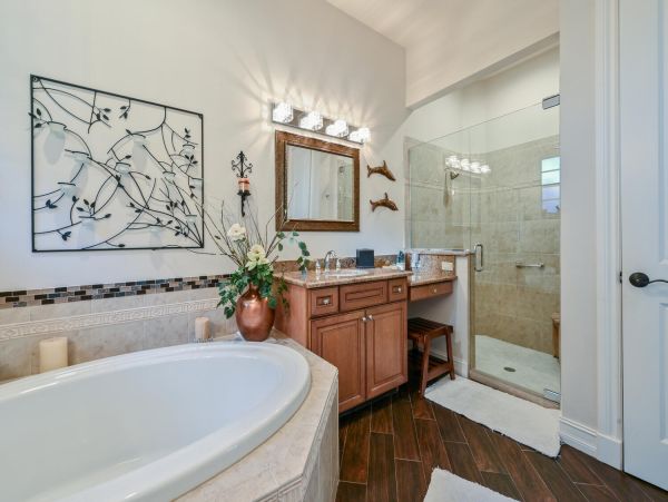 Naples Vacation Rentals NEW ARRIVAL
