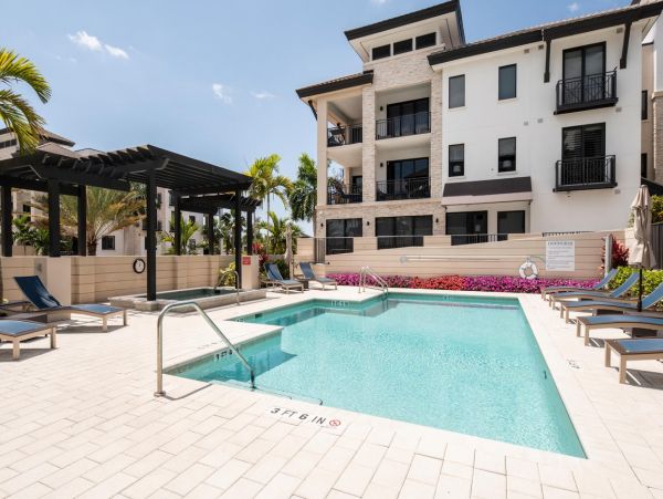 Naples Home 992901