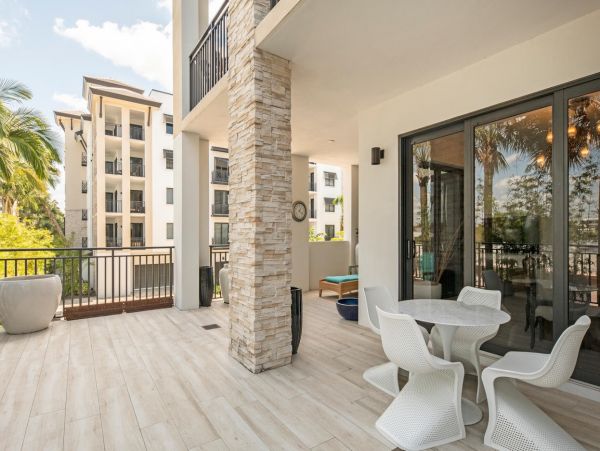 Naples Home 992901