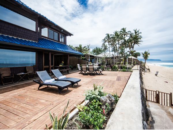 Oahu Beachfront Vacation Residence Four Bedrooms
