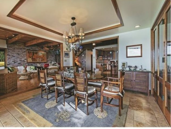 Oahu Beachfront Vacation Residence Four Bedrooms
