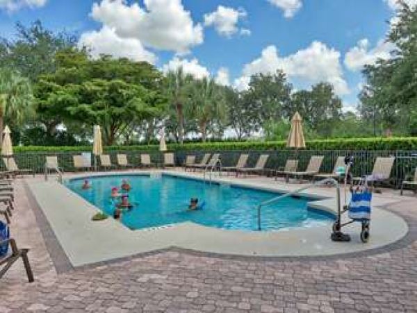 Fort Myers Rental 2 Bedroom Plus Den