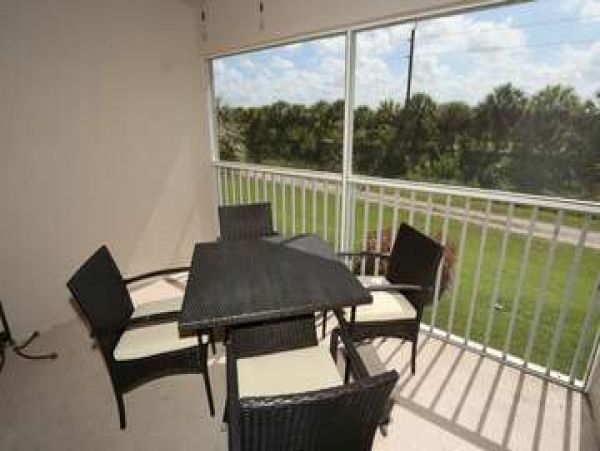 Fort Myers Rental 2 Bedroom Plus Den
