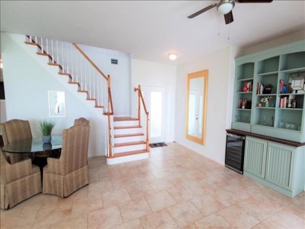On Beach Longboat Key Vacation Home Three Bedrooms Sleeps 8